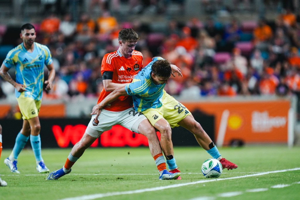 Union and Dynamo Share Points in Heated Texas&nbsp;Clash