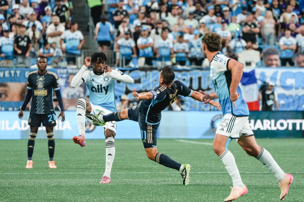 Union Fall 2-0 in Charlotte to Close Regular&nbsp;Season